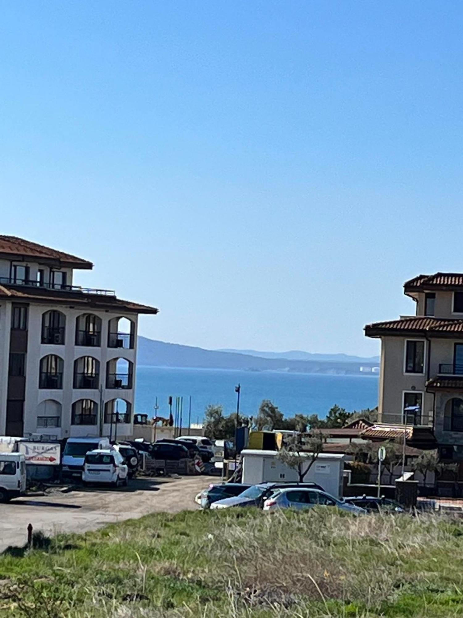 Луксозен Апартамент Анастасия-Сарафово На 150М От Морето Burgas by Eksteriør bilde